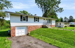 20 Seneca Lane, Milton, NY 12547