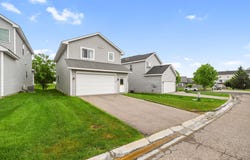 3062 Walden Drive, Chaska, MN 55318