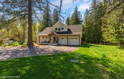 685 Railroad Ave, Dover, ID 83825