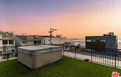 17 Privateer St, Marina Del Rey, CA 90292
