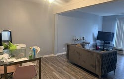 1133 Williamsburg Road, Country Club Hills, IL 60478
