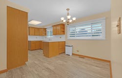 864 PINEHURST Lane, Schaumburg, IL 60193