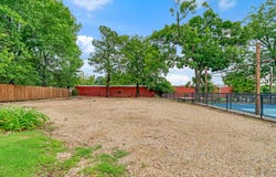 4645 Lamar Avenue, Paris, TX 75462