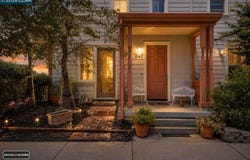 2147 Tsushima St, Hercules, CA 94547