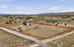 320 E Verde Ranch Road, Paulden, AZ 86334
