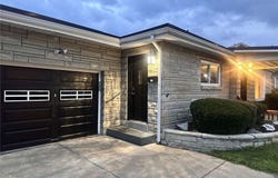 515 1st St, Canonsburg, PA 15317
