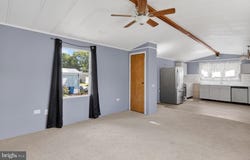 23 MAPLE DR, NEWARK, DE 19713
