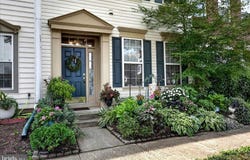 26129 NIMBLETON Square, CHANTILLY, VA 20152