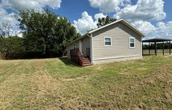 475 Locust Street, Point, TX 75472
