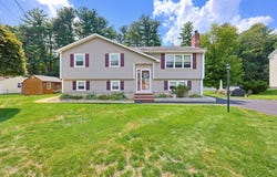 19 Bellflower Rd, Billerica, MA 01821