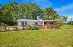 4006 Mccutchin Dr, Jay, FL 32565
