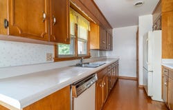 103 W HIGH ST, STUARTS DRAFT, VA 24477
