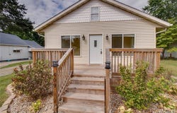 409 E Teak Street, Thayer, IL 62689
