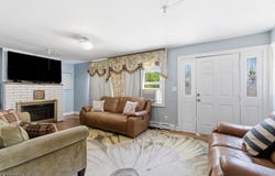 32 Valley View Dr, Mine Hill Twp., NJ 07803-3022