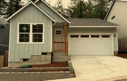 2240 NE 207TH Pl, Fairview, OR 97024