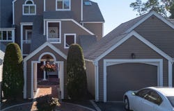 400 Meshanticut Valley Parkway, Cranston, RI 02920