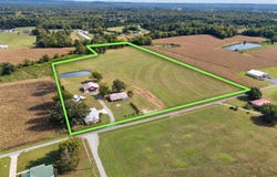 52 Perry Anders Road SW, Hartselle, AL 35640