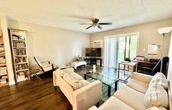 264 E Bailey Road, Naperville, IL 60565