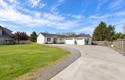 7205 EDGE CLIFF Dr, Brookings, OR 97415
