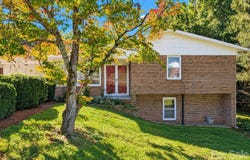106 Valley View Street, Morganton, NC 28655