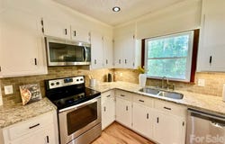 9500 Harvest Lane, Davidson, NC 28036