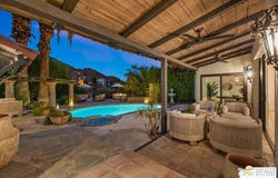 370 W Crestview Dr, Palm Springs, CA 92264