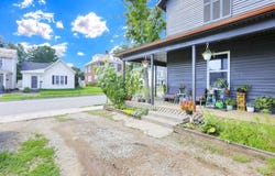 210 N Walnut Street, Logan, OH 43138