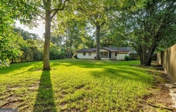 413 Davis Drive, Centerville, GA 31028