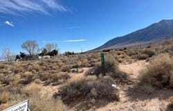 780 Alabama Dr, Lone Pine, CA 93514