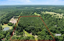 1590 County Road 3801, Joaquin, TX 75954