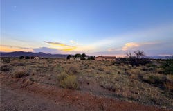 7691 E Silver Concho Lane, Kingman, AZ 86401