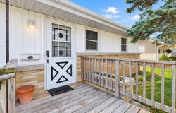 2210 RICHMOND Avenue, MANITOWOC, WI 54220
