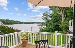 508 Walnut Dr, Riva, MD 21140