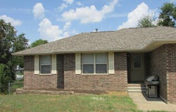 111 E Daleview Circle, Nixa, MO 65714