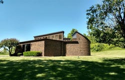 580 Duck Hollow Rd, South Union Twp, PA 15401