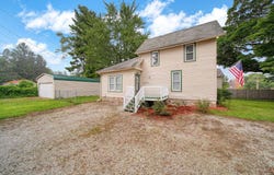 209 E Main Street, Parma, MI 49269