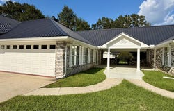 39 Oak Allee Drive, Picayune, MS 39466