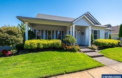 2672 Hazelnut Dr, Woodburn, OR 97071