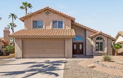 4224 E AMBERWOOD Drive, Phoenix, AZ 85048