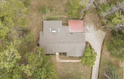 70 HOLT St, Savannah, TN 38372