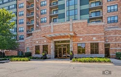 6420 Double Eagle Drive, Woodridge, IL 60517