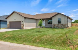 420 Beavertail Road, Ash Grove, MO 65604