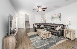 735 Circle Way, Jarrell, TX 76537