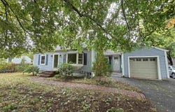 84 Locke Road, Hampton, NH 03842