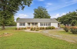 5272 Branson Davis Road, Sophia, NC 27350