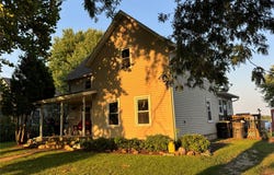 413 McClellan Street, Murray, IA 50174