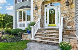 21 Somerset Dr, Andover, MA 01810