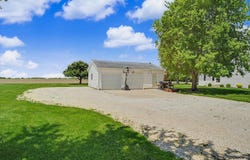 137 Chippewa Drive, Loda, IL 60948