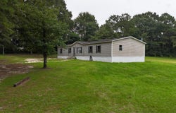 211 Davis Pond Rd, Luverne, AL 36049