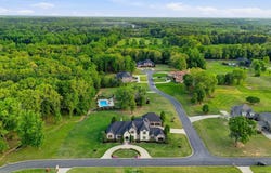 375 Hunters Chase Drive, Cabot, AR 72023